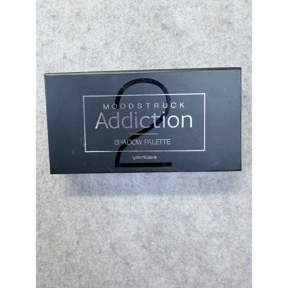 Younique Moodstruck Addiction Eye Shadow Palette 2 Women Silver Grey Cool Tones